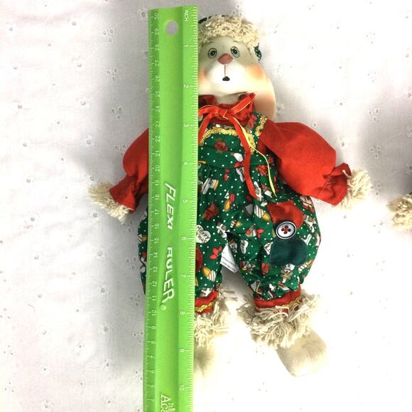 Christmas Around the World Vintage 90's Grannie Flo, Hip and Hop Bunny Dolls - Picture 9 of 12